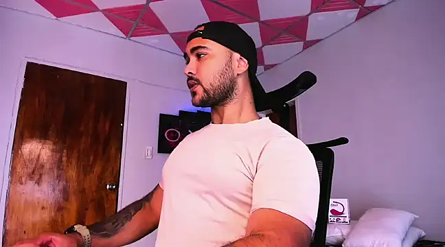 Sebas-hott online show from 19, 12, 2024