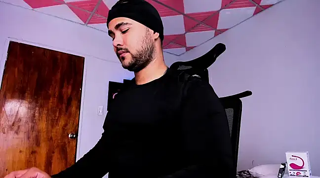 Sebas-hott online show from 2, 2, 2025