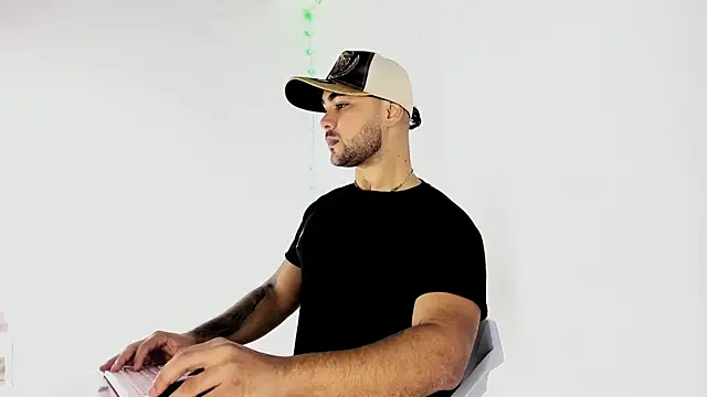 Sebas-hott online show from 9, 9, 2025