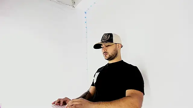 Sebas-hott online show from 13, 9, 2025