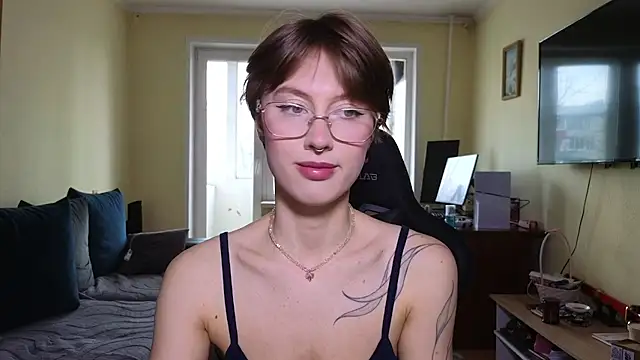 MalvinaBlum online show from 23, 4, 2026
