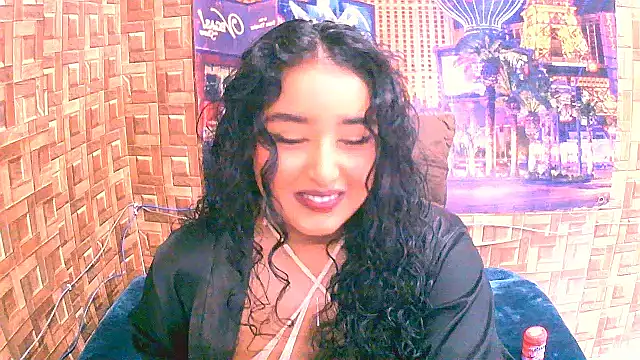 Snapshot of IndianAngel4u chatting on 29, 4, 2026 IndianAngel4u online show from 29, 4, 2026
