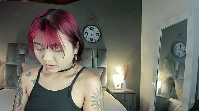 alaia-rogers online show from 31, 1, 2025