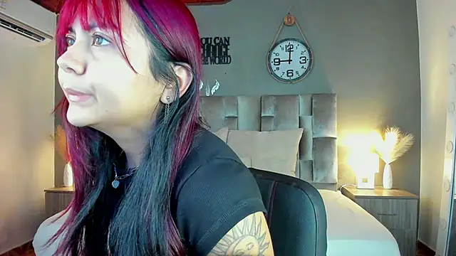 alaia-rogers online show from 22, 2, 2025