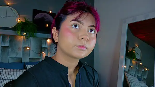 alaia-rogers online show from 27, 9, 2025