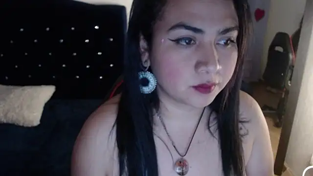 lucianaa 25 online show from 9, 12, 2024