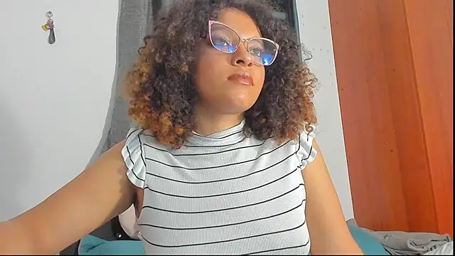 Ada gales  online show from 4, 11, 2025