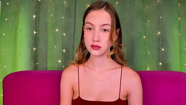 Snapshot of VitalinaBlue chatting on 14, 11, 2025 VitalinaBlue online show from 14, 11, 2025