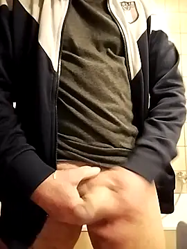 MATTIS11 online show from 17, 2, 2025