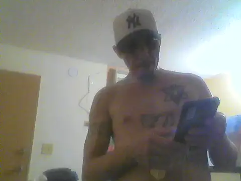 Snapshot of Bstokes671 chatting on 6, 8, 2026 Bstokes671 online show from 6, 8, 2026