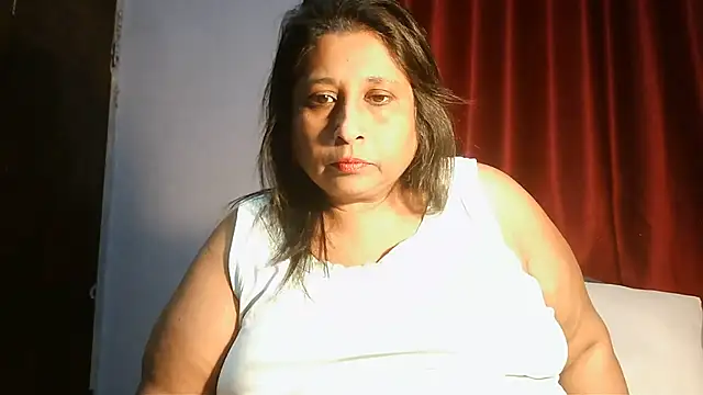 Snapshot of raniofsex02 chatting on 10, 6, 2026 raniofsex02 online show from 10, 6, 2026