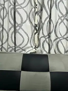 ZUCAAT online show from 25, 2, 2025