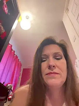 Lwhite1 online show from 19, 3, 2025