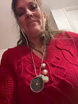 Lwhite1 online show from 10, 3, 2026