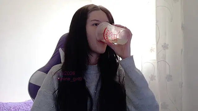 Snapshot of sunshine_girl9 chatting on 9, 3, 2026 sunshine girl9 online show from 9, 3, 2026