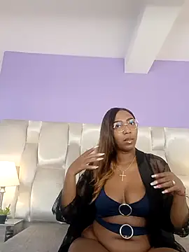 Snapshot of dirtyvictoria chatting on 10, 10, 2025 dirtyvictoria online show from 10, 10, 2025