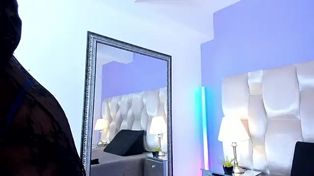 Snapshot of dirtyvictoria chatting on 21, 10, 2025 dirtyvictoria online show from 21, 10, 2025