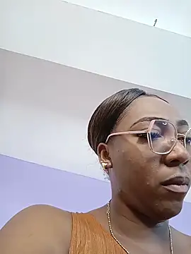 Snapshot of dirtyvictoria chatting on 23, 11, 2025 dirtyvictoria online show from 23, 11, 2025