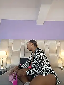 Snapshot of dirtyvictoria chatting on 28, 11, 2025 dirtyvictoria online show from 28, 11, 2025