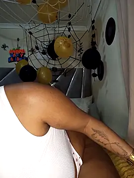 CocoBootyyy online show from 25, 10, 2025