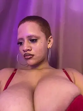 Charlotee  online show from 26, 1, 2025