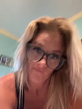 vixendoll87 online show from 11, 10, 2025