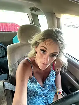 vixendoll87 online show from 4, 6, 2026