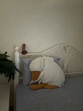 BeatriceTender online show from 17, 12, 2025