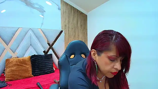 Anabella Thompson online show from 21, 7, 2026