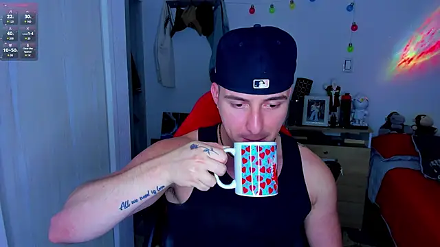 liam oficial02 online show from 16, 12, 2024