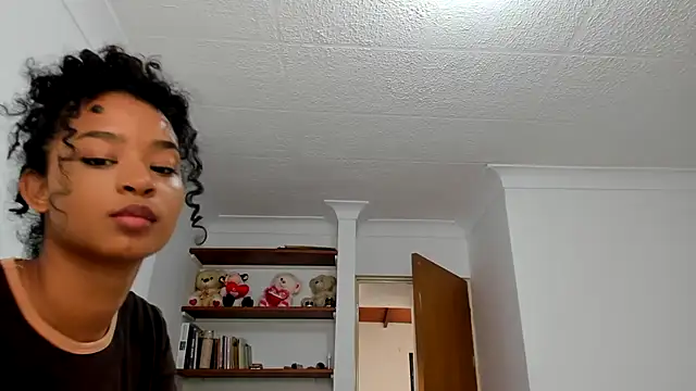 Snapshot of avellanatammy chatting on 3, 2, 2025 avellanatammy online show from 3, 2, 2025