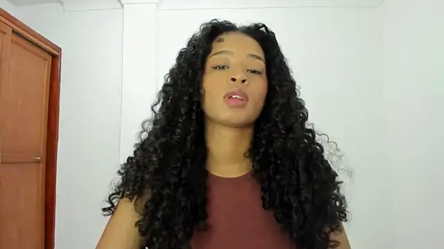 Snapshot of avellanatammy chatting on 2, 10, 2025 avellanatammy online show from 2, 10, 2025