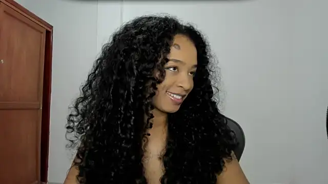 Snapshot of avellanatammy chatting on 12, 11, 2025 avellanatammy online show from 12, 11, 2025