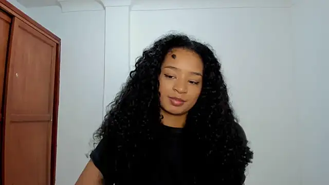 Snapshot of avellanatammy chatting on 19, 11, 2025 avellanatammy online show from 19, 11, 2025