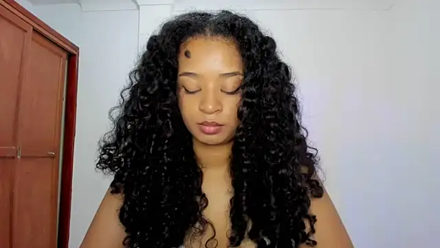 Snapshot of avellanatammy chatting on 28, 11, 2025 avellanatammy online show from 28, 11, 2025