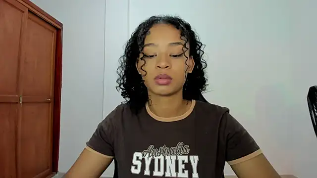 Snapshot of avellanatammy chatting on 29, 11, 2025 avellanatammy online show from 29, 11, 2025