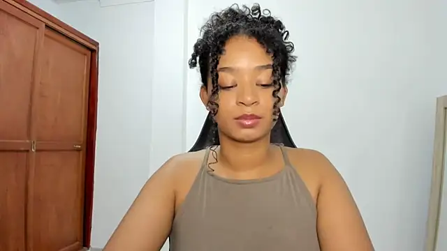 Snapshot of avellanatammy chatting on 20, 2, 2026 avellanatammy online show from 20, 2, 2026