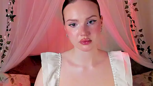 Snapshot of MishkaMe chatting on 7, 1, 2025 MishkaMe online show from 7, 1, 2025