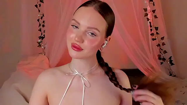 Snapshot of MishkaMe chatting on 24, 1, 2025 MishkaMe online show from 24, 1, 2025