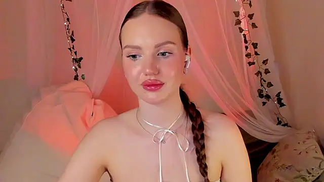 Snapshot of MishkaMe chatting on 24, 1, 2025 MishkaMe online show from 24, 1, 2025