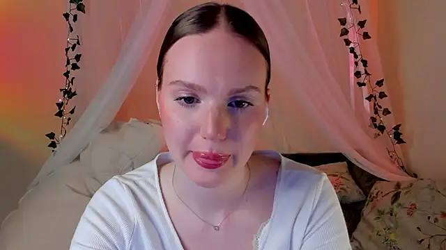 Snapshot of MishkaMe chatting on 11, 2, 2025 MishkaMe online show from 11, 2, 2025