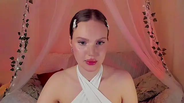 Snapshot of MishkaMe chatting on 5, 3, 2025 MishkaMe online show from 5, 3, 2025