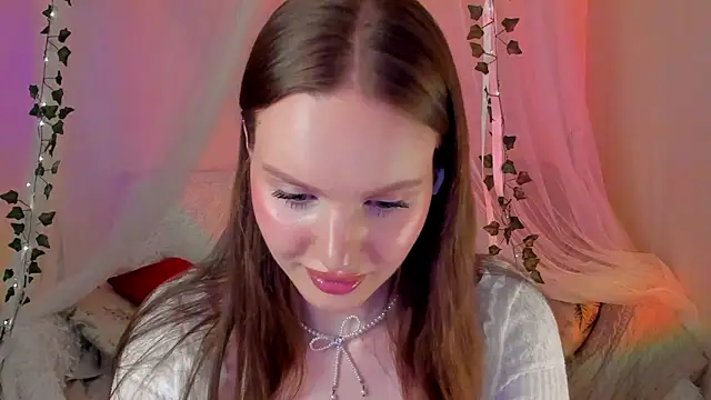 Snapshot of MishkaMe chatting on 21, 3, 2025 MishkaMe online show from 21, 3, 2025