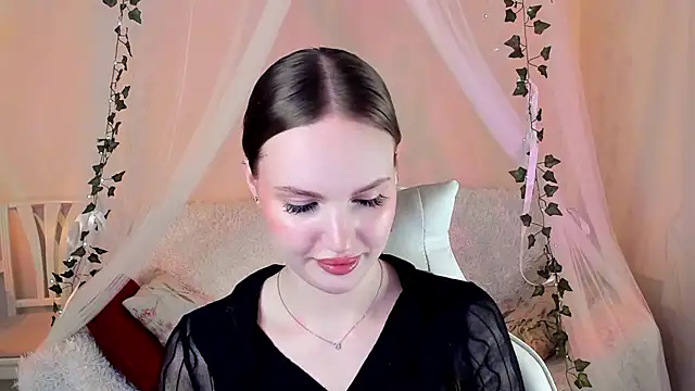 Snapshot of MishkaMe chatting on 26, 10, 2025 MishkaMe online show from 26, 10, 2025