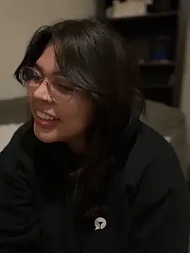 miacanela xo online show from 2, 2, 2026