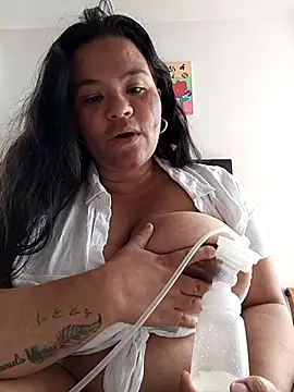 Julieta-tits online show from 23, 4, 2026