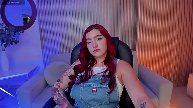 ViolettCastel online show from 28, 2, 2025