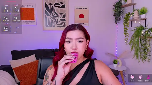 ViolettCastel online show from 20, 4, 2026