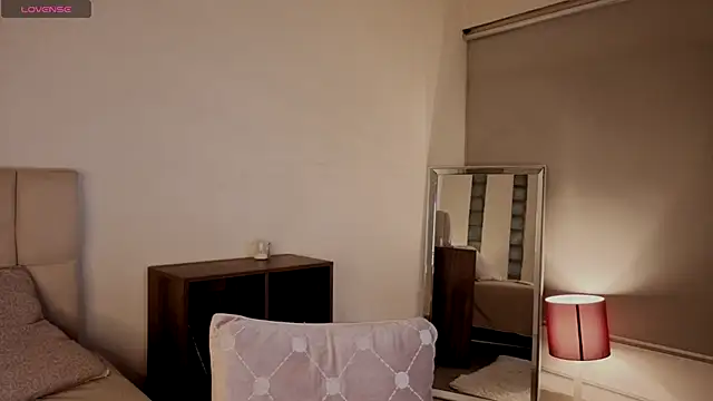 Snapshot of Roxxy_mora chatting on 15, 9, 2025 Roxxy mora online show from 15, 9, 2025