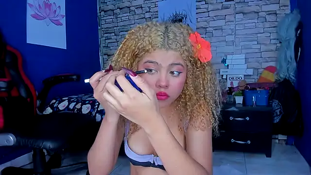 sofiacastillo01 online show from 27, 2, 2025